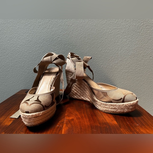 Coach Kellie Logo Ribbon Tie Espadrilles Closed Toe Wedges Sandals Raffia Shoes - Picture 10 of 16